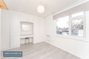 Bedroom- click for photo gallery